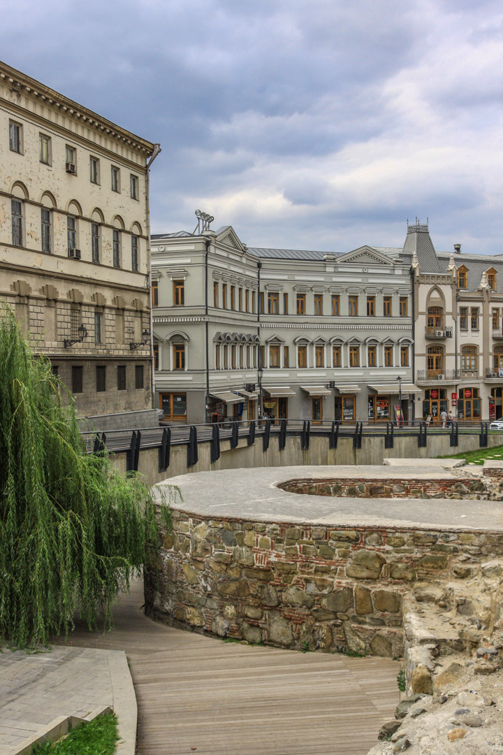 Tbilisi city wall - Alexander Pushkin Street