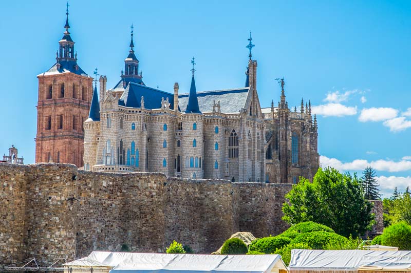 astorga spain panorama - León, the most underrated city in Spain? Travel and food guide - Drive me Foody