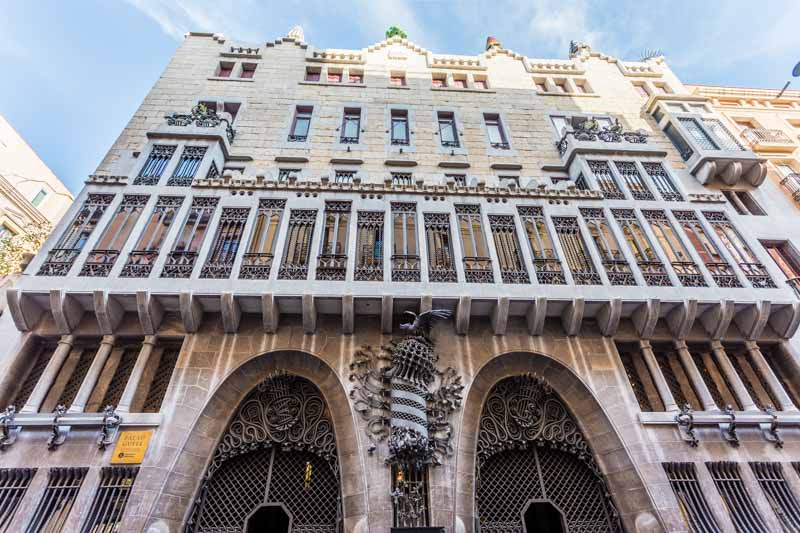 barcelona spain palau guell exterior hdr - Barcelona's art nouveau tour: Gaudí and more - Drive me Foody