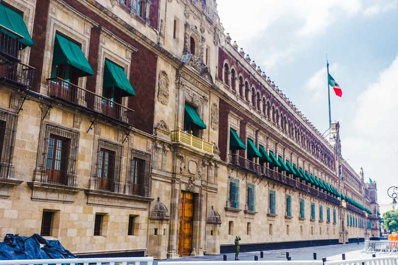 Ciudad de México, centro histórico. Zócalo: Palacio Nacional
