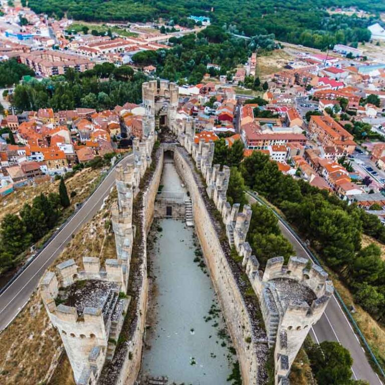 Vista desde el Castillo de Peñafiel, Valladolid, España