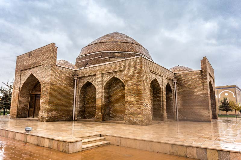 Centro histórico de Shahrisabz, Uzbekistán. Patrimonio Mundial UNESCO 885. Chorsu, edificio comercial con cúpulas, en uso hasta hace pocos años.