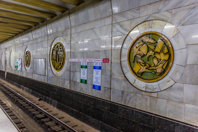 Tashkent Metro, Uzbekistán: estación de Xalqlar Do'stligi, amistad de los pueblos
