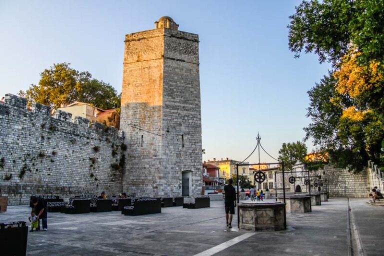 Zadar, Croatia: trg pet bunara (5 Well Square)